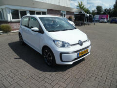 Volkswagen-up!-2